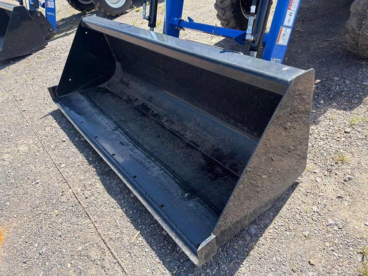 new-holland-workmaster-35-image-12