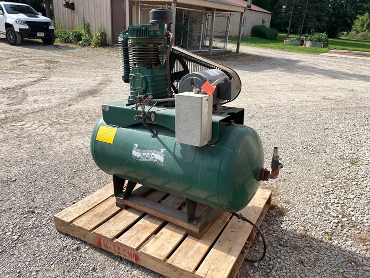 #8321-•-rol-air-3-phase-air-compressor-image-10