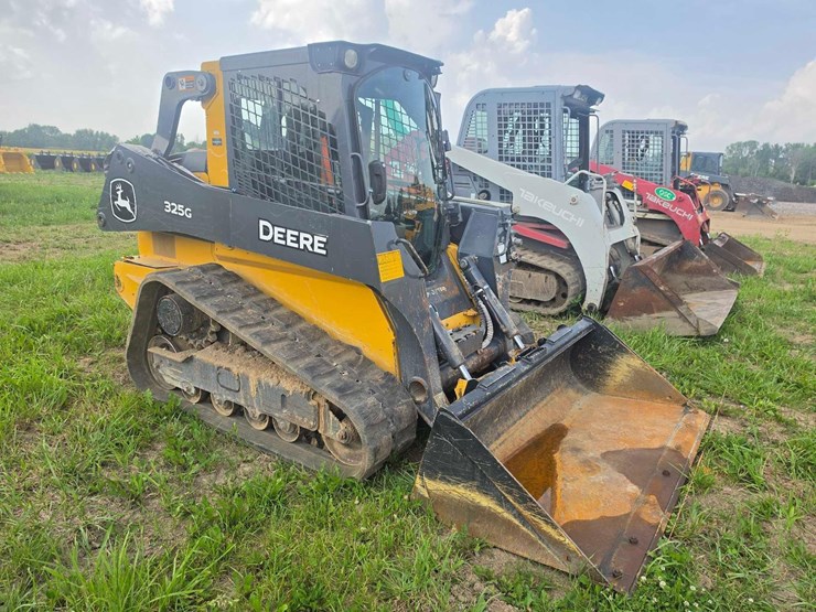 2022-deere-325g-image-4