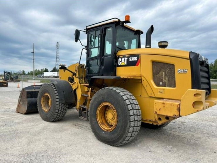 2016-caterpillar-938k-image-8