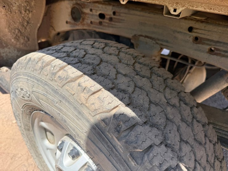 2019-chevrolet-2500hd-image-65