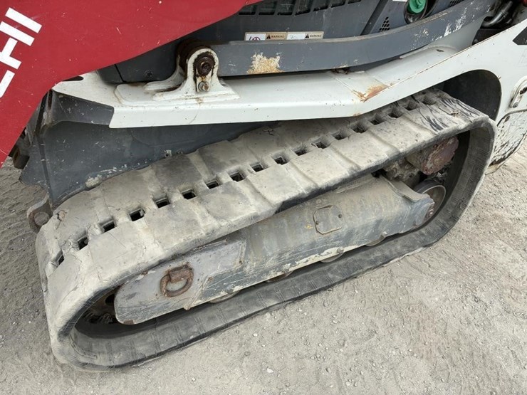 2019-takeuchi-tl10v2-image-12
