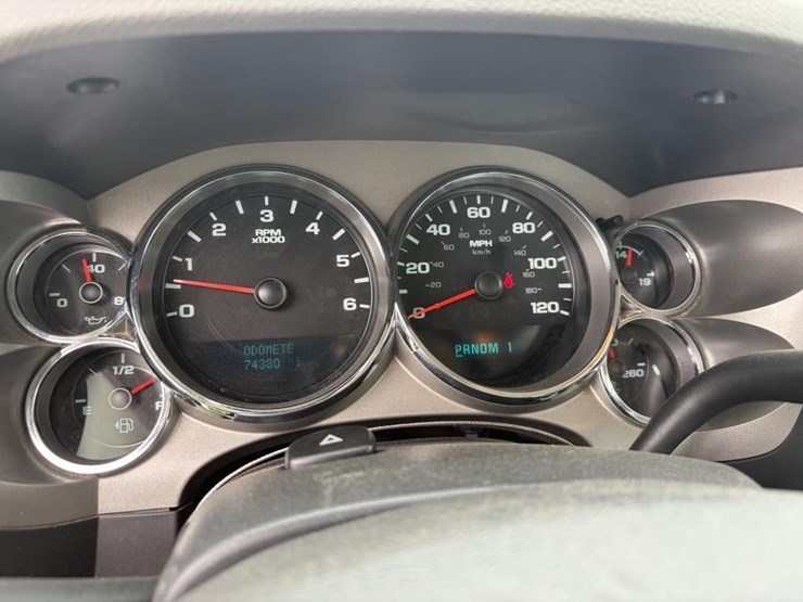2012-gmc-sierra-2500-image-18
