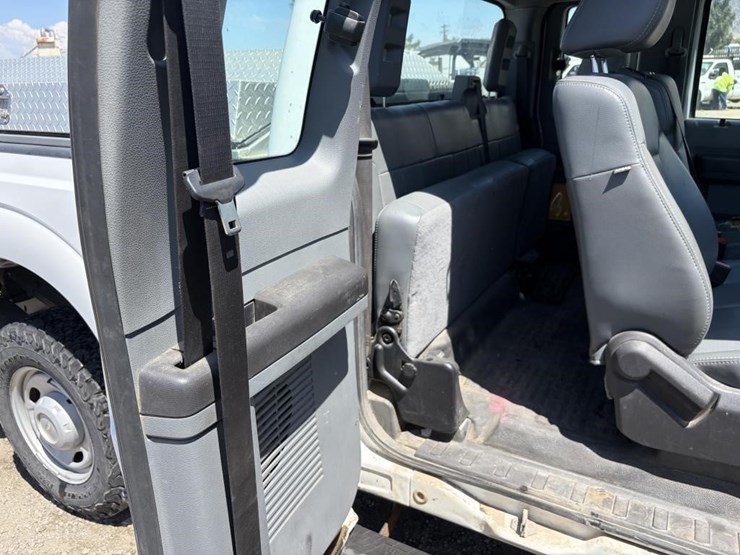 2011-ford-f250-image-11