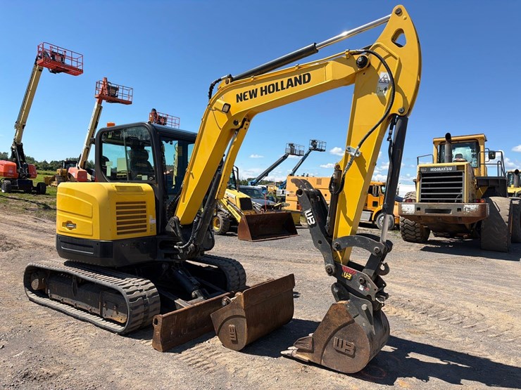 2019-new-holland-e60c-image-4