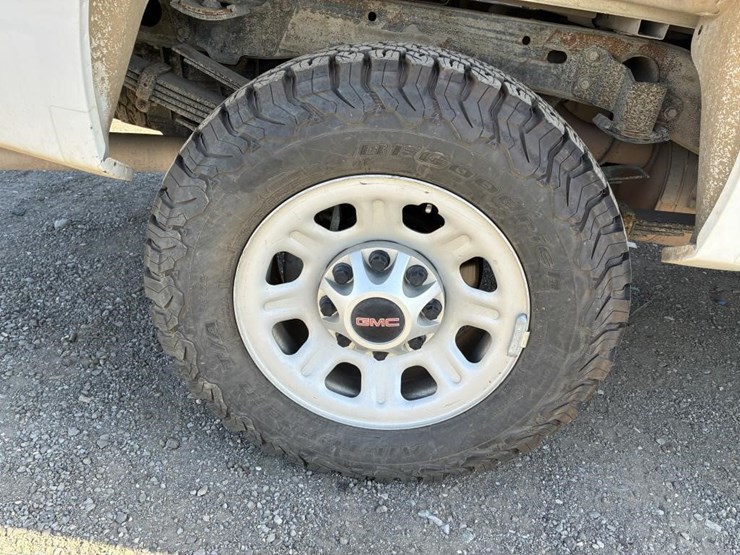 2012-gmc-sierra-3500-image-6