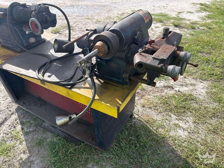 ammco-4000-series-brake-lathe-image-11
