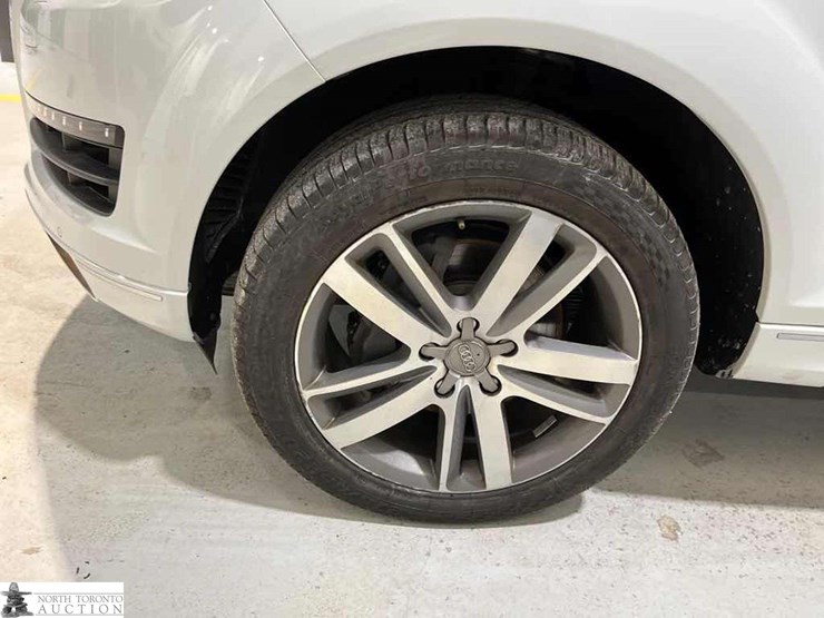 2014-audi-q7-image-27