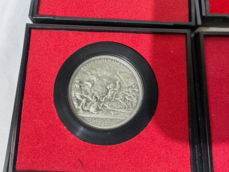#40028-•-(10)-u.s.-mint-department-of-treasury-metals-image-16
