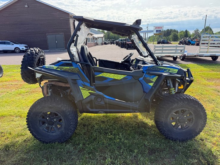 #1430-•-2016-polaris-rzr-4x4-utv-image-6