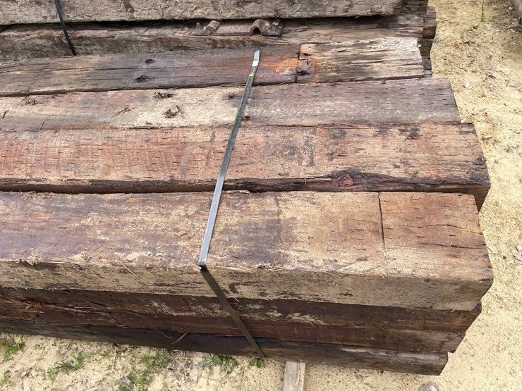 #3452-•-bundle-of-(16)-railroad-ties-image-7
