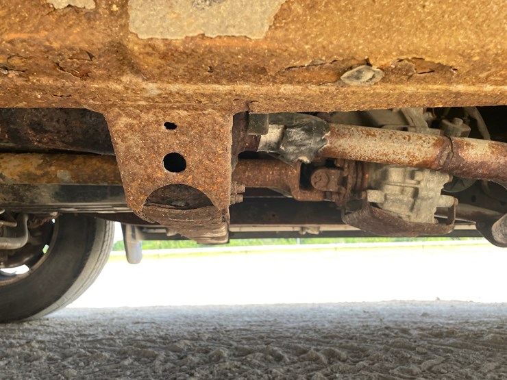 2003-toyota-sequoia-image-126