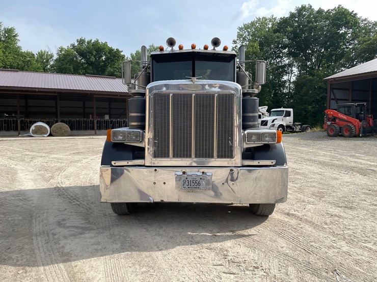 peterbilt-379-image-2