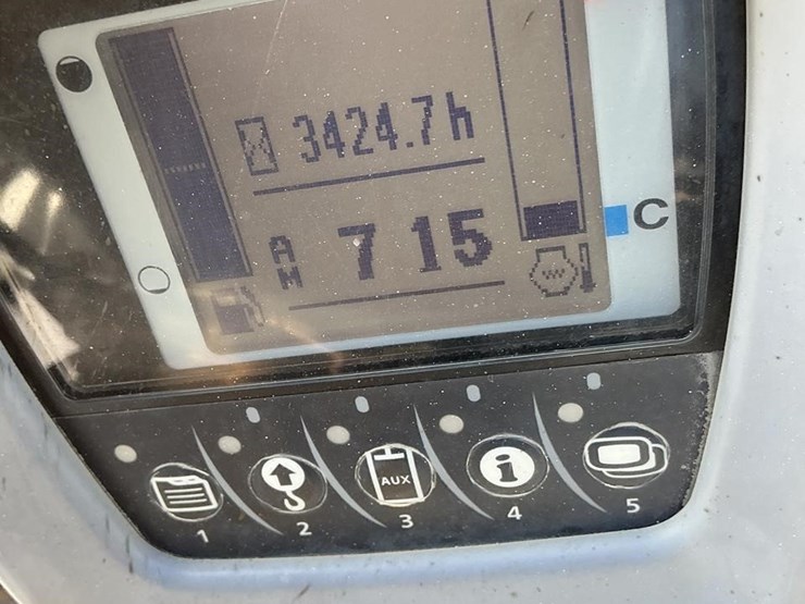 2015-kubota-kx040-4-image-17