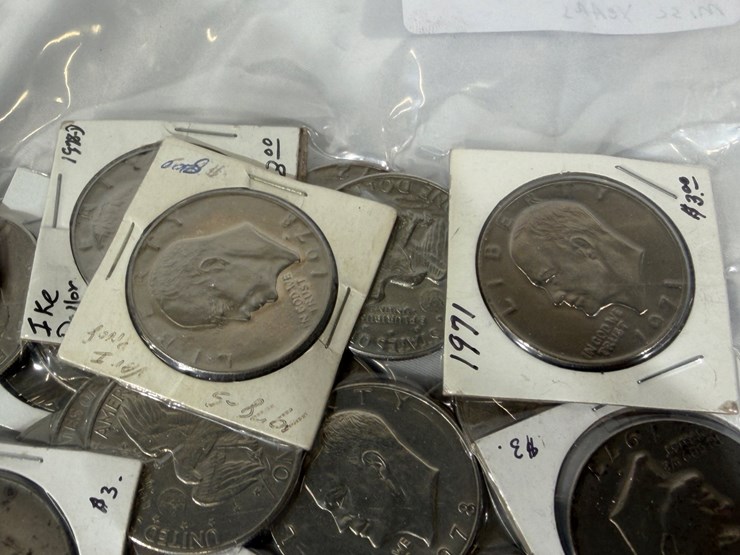 #40033-•-(50)-one-dollar-coins-image-17