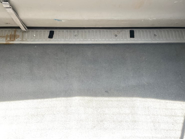 2003-toyota-sequoia-image-63