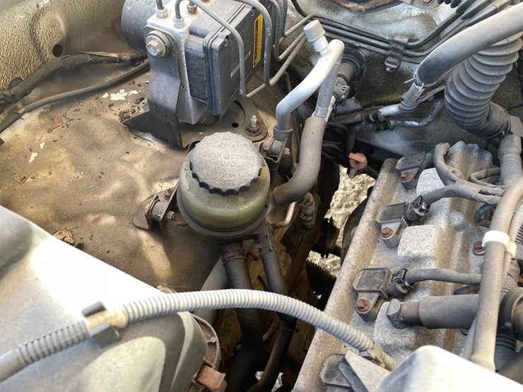 2003-toyota-sequoia-image-114