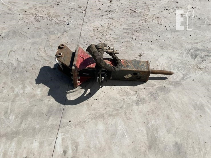 takeuchi-tb016-image-3