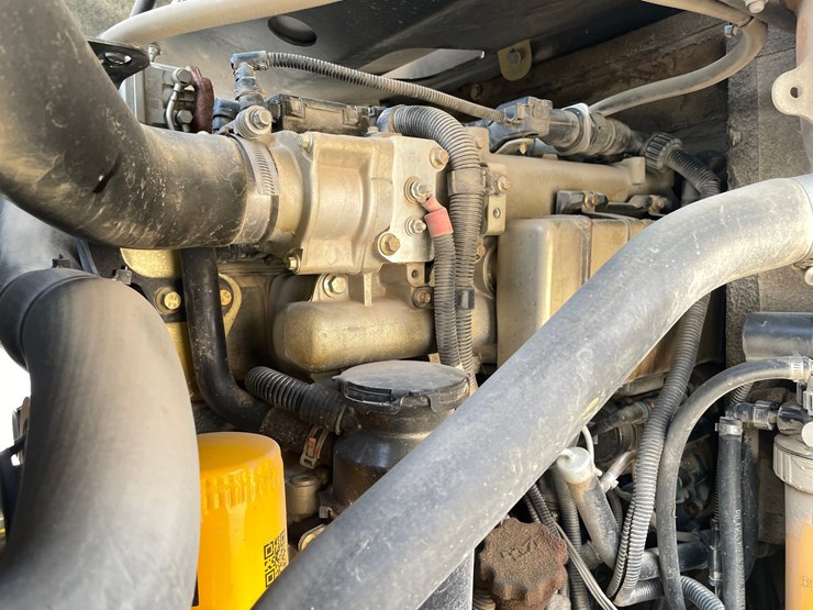 jcb-tm320-image-29