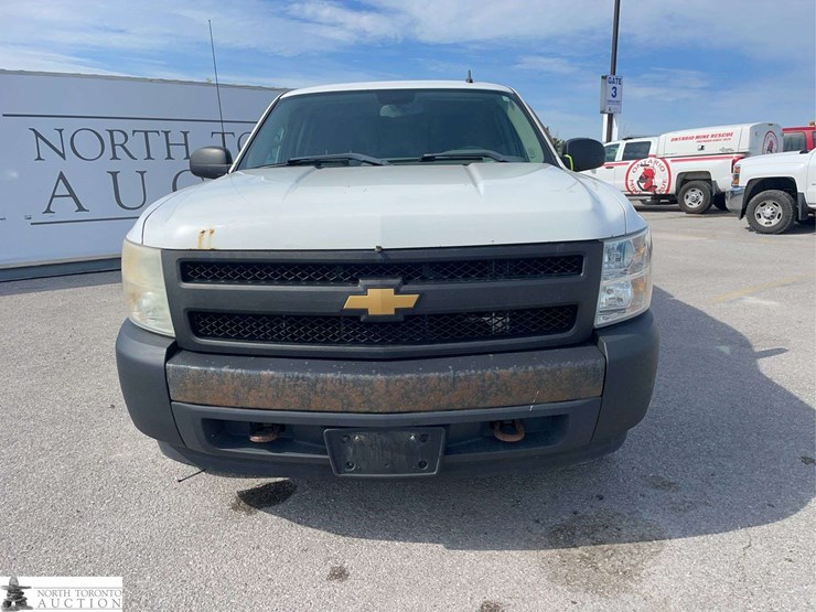 2008-chevrolet-silverado-1500-image-2