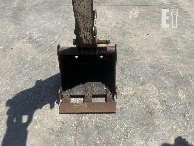 2022-bobcat-e20-image-12