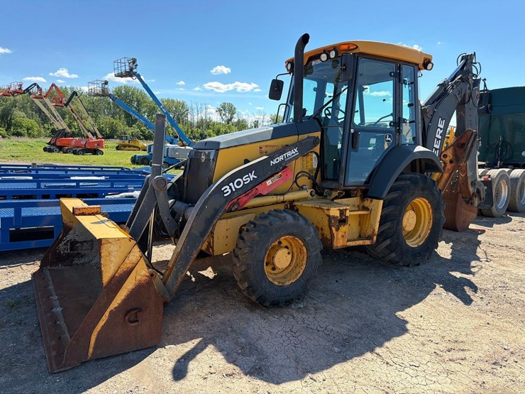 john-deere-310-image-3