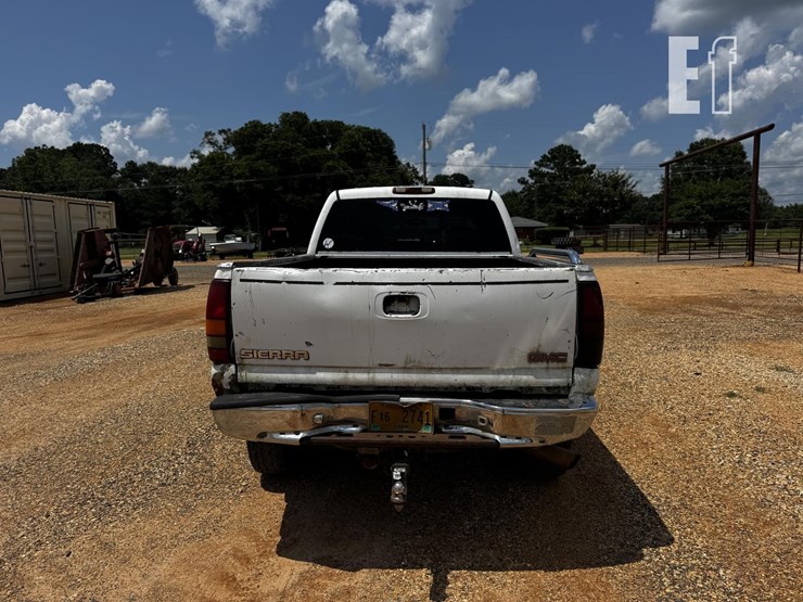2003-gmc-2500sle-image-4