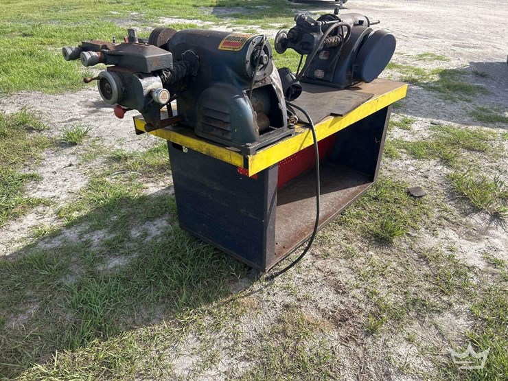 ammco-4000-series-brake-lathe-image-3