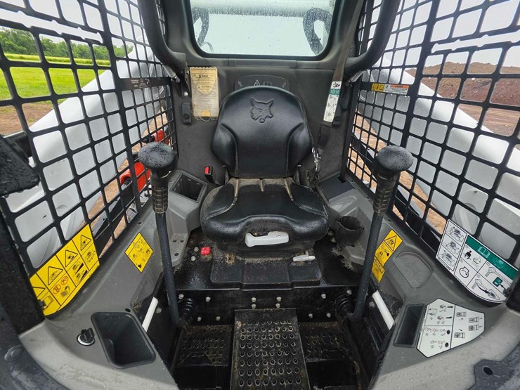 2024-bobcat-s590-image-19