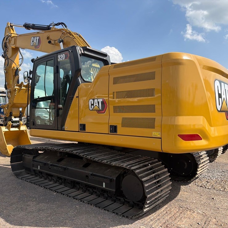 CATERPILLAR 320