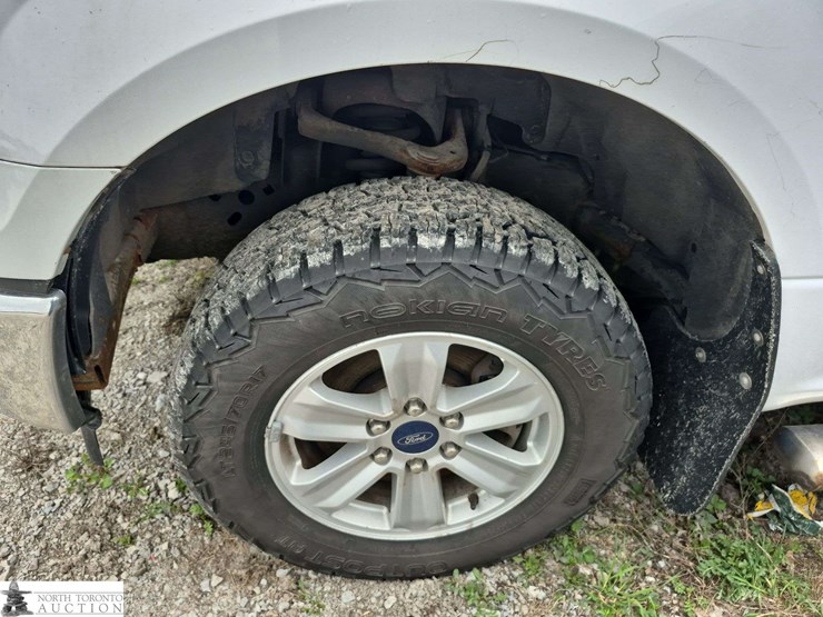 2015-ford-f150-image-19