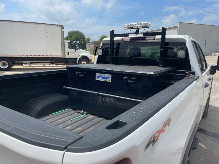 2025-chevrolet-2500-image-22