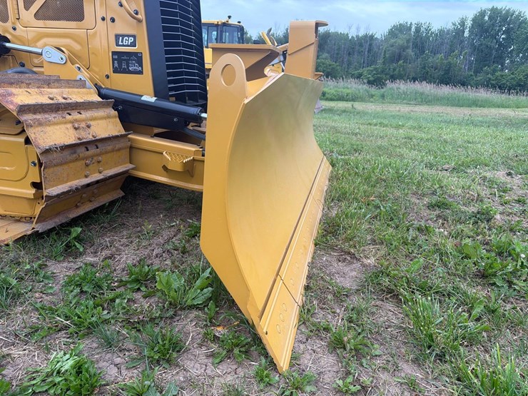 caterpillar-d1-lgp-image-19