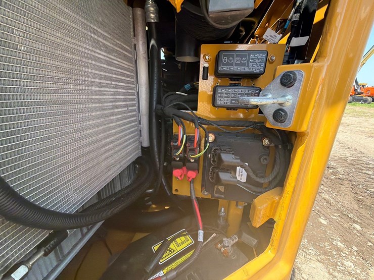 caterpillar-308-cr-image-14
