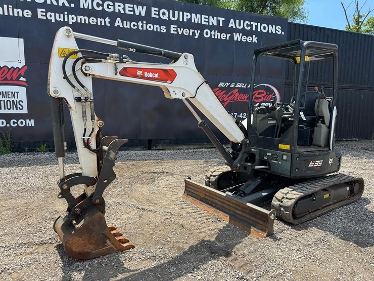 2023-bobcat-e35i-image-2