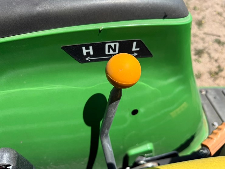 john-deere-3032e-image-59