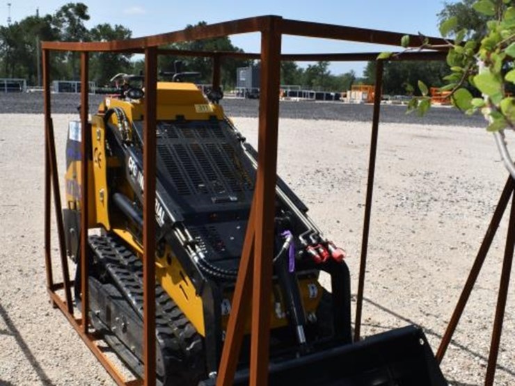 cfg-kkta2-mini-skid-steer-diesel-engine-(serial-#-kkta2726l02260263)-image-5