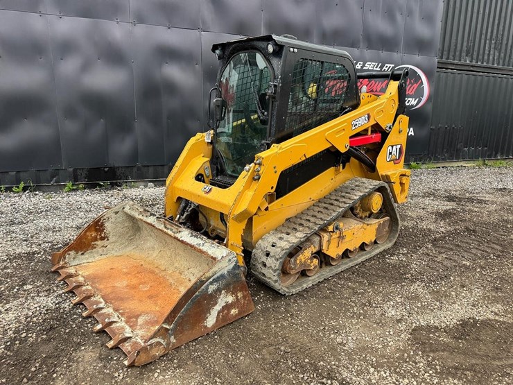 2023-caterpillar-259d3-image-2