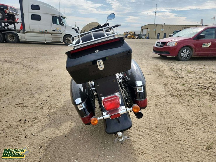 2006-suzuki-boulevard-2006-suzuki-boulevard-c90-black-image-4