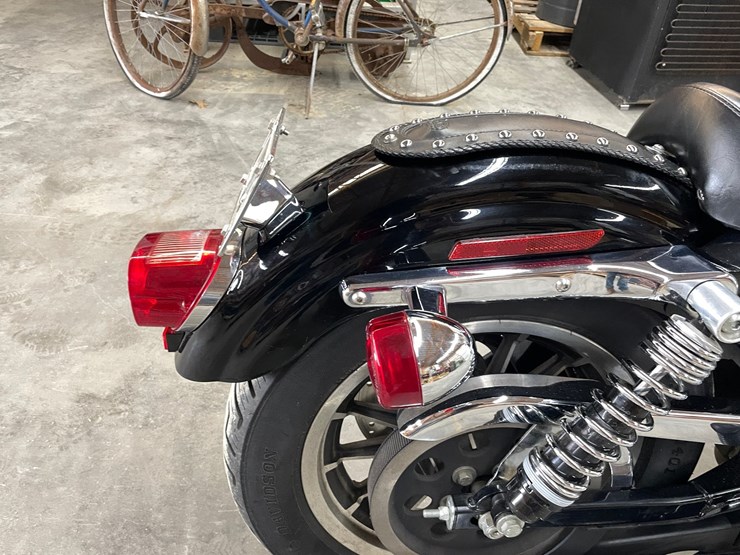 #300-•-2000-harley-davidson-883-sportster-(has-wi-title)-image-21