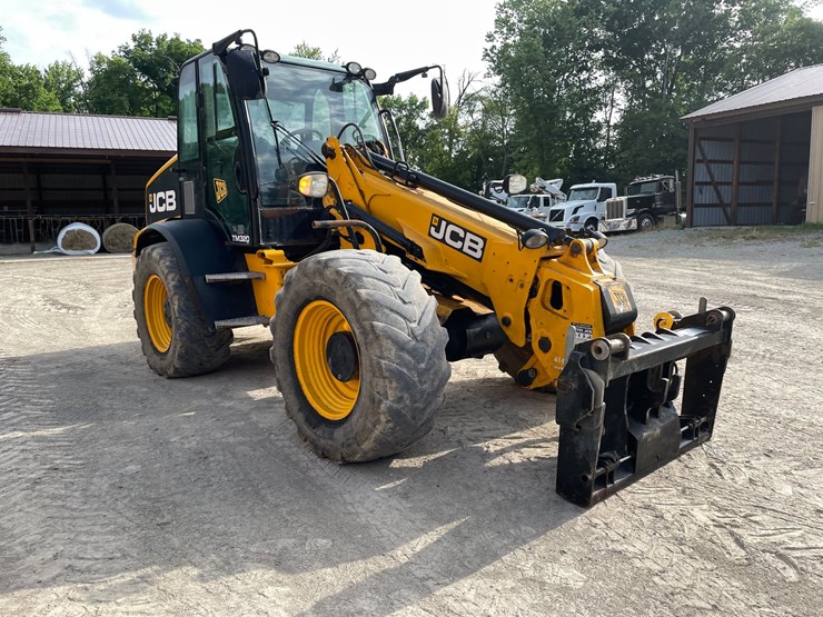 jcb-tm320-image-3