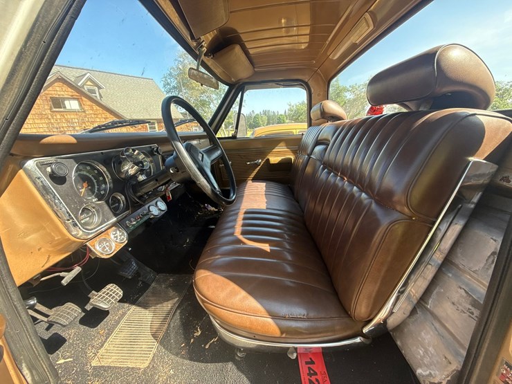 1969-chevrolet-c20-image-46