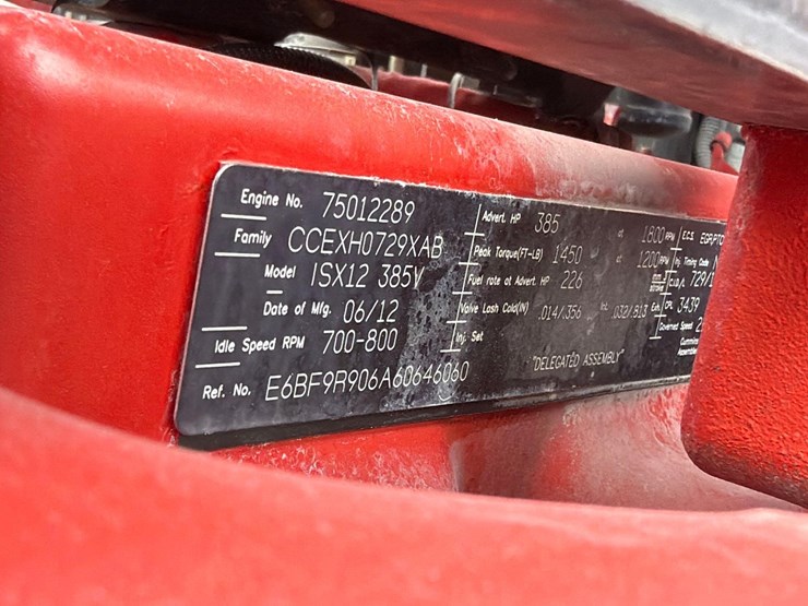2013-kenworth-t880-image-15