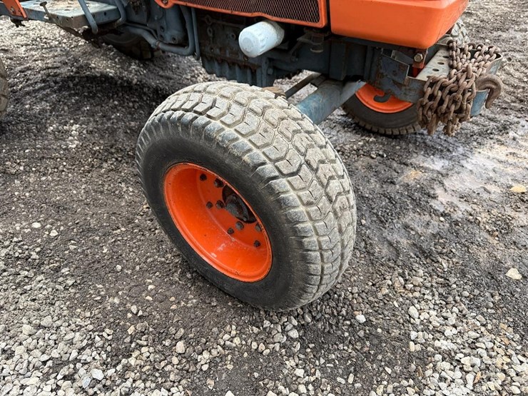 kubota-l235-image-9