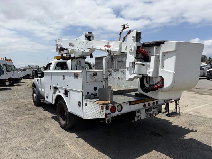 2008-ford-f550-image-4
