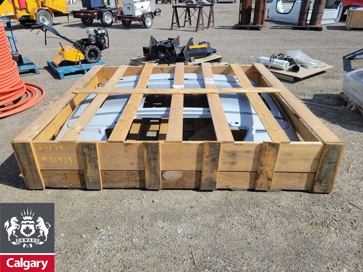crate-of-a-bus-panel..96"x104"-image-1