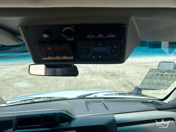 2015-ford-e450-image-20