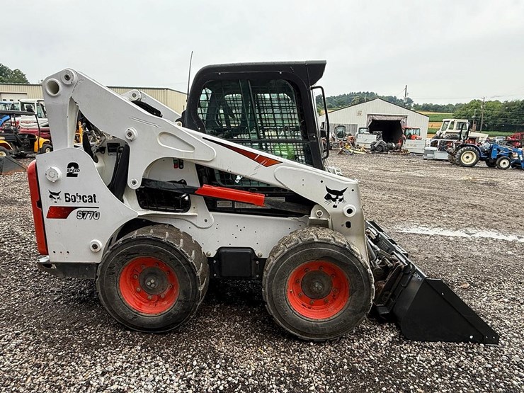 2018-bobcat-s770-image-5