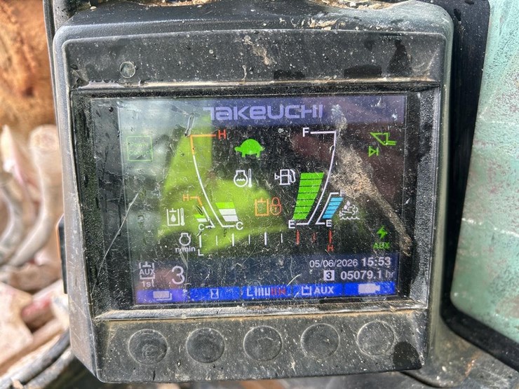 2020-takeuchi-tl12r2-image-21
