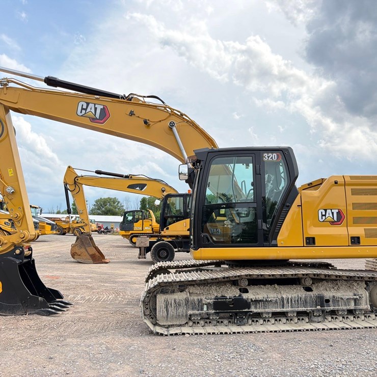CATERPILLAR 320